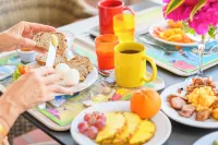 Village Pierre & Vacances Sainte Luce - breakfast