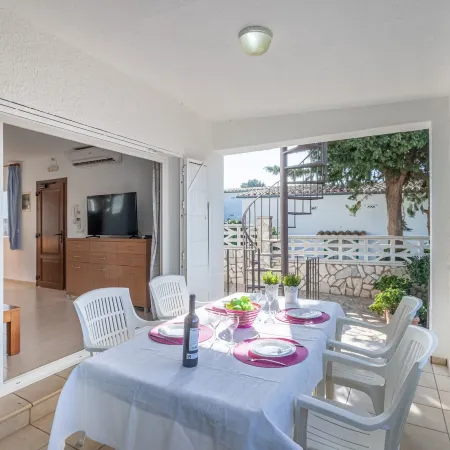 3 Bedroom Villa in Roses Near the Beach
