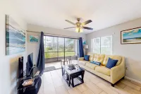 Sun-kissed Beach Condo With Amazing Pool, Tennis & Patio - Steps to the Beach! - Wifi