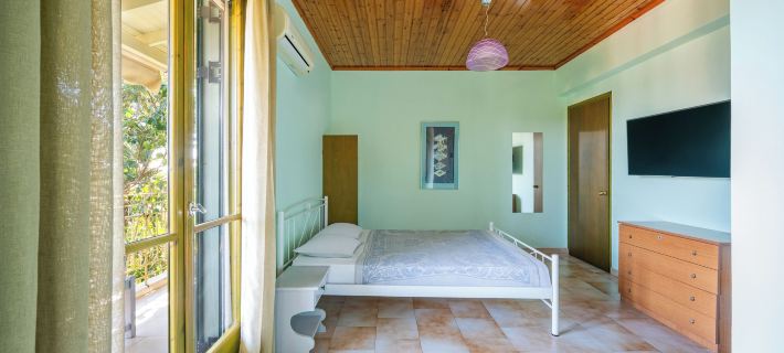 Old Boat Hotels in Lefkada Municipality