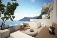 You and Me Suites Oia