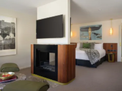 Risby Cove Boutique Hotel Hotels in Strahan