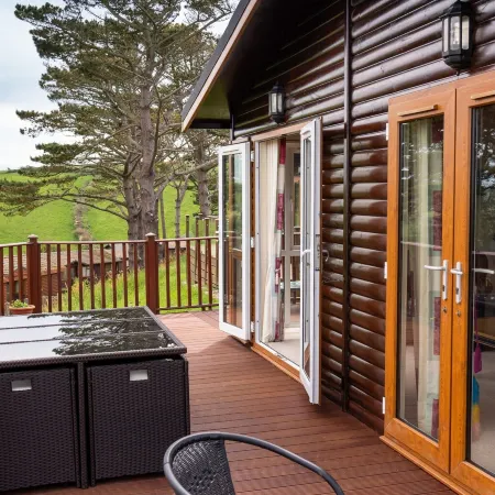 Lodge With Plymouth Sound Views, No Deposit