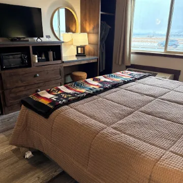 Ninepipes Lodge