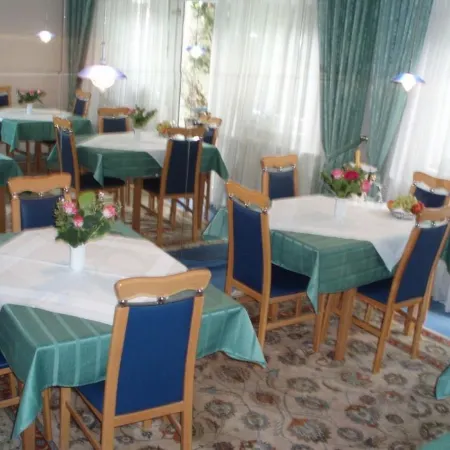 Steens Hotel Отели рядом с достопримечательностью «Альстераркаден»