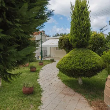 Garbis Villas & Apartments