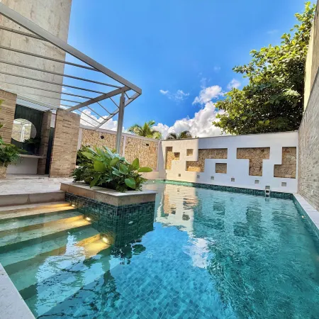 Villeta Getaway Pool Balcony Relax Vibes