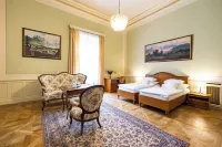 Vila Lanna Hotels near Victory Square