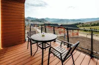 Blue Spot Resort - Mountain View