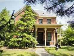 Deer Creek Winery and Watson Estate Bed & Breakfast