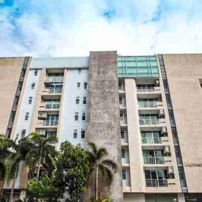 Short-Term Rental Allowed - 5C Downtown BKK Serviced Apartment Hotel Exterior