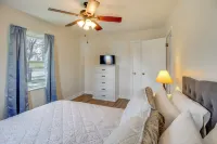 Lakes, Whiskey & More! Charming Home in Tullahoma - Wifi