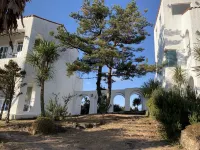 Seogwipo C&P Resort 活力迷宫附近的飯店
