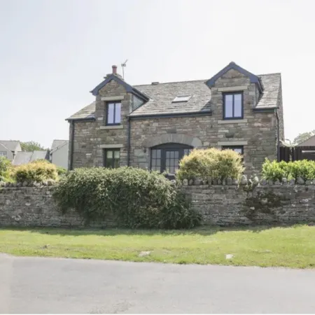 New Crown Inn Hotels in Eden