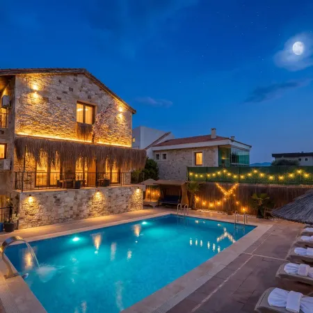 Stone House Foça Otel