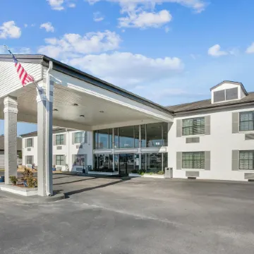 At Home Inn - Pensacola