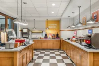 Hampton Inn & Suites Dallas/Plano-East - breakfast
