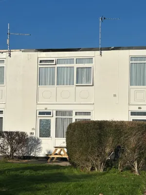 Charming 2 Storey Holiday Villa in Dawlish Warren - Wifi