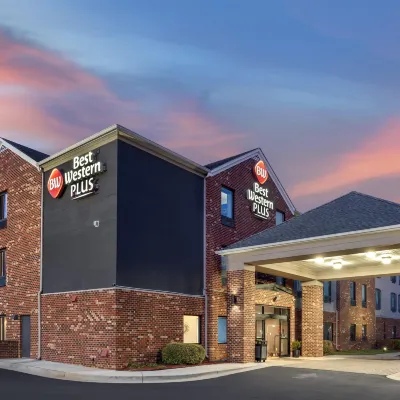 Best Western Plus Glen Allen Inn Отели рядом с достопримечательностью «Монумент-авеню»