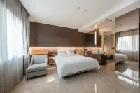Golden Hotel Incheon - موتيلات