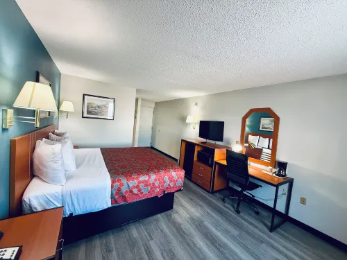 Luxury Inn & Suites