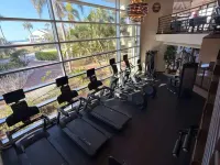 Sunrise Waterfront 2BR Townhome - Pool Private Terraces - Gym