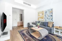GuestReady - Deluxe Spring Townhouse -  Ferienhäuser