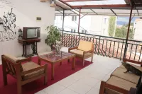 Lechugal Guest House