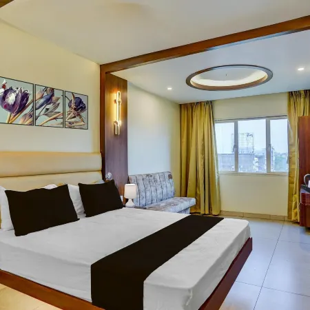 Super Townhouse Zero Mile Gandhi Setu