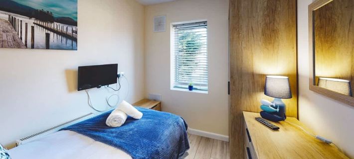 Perfect for Business Large Groups Sleeps 8 Hotels in Crewe
