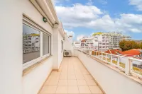 GuestReady - Sunny Retreat in Costa da Caparica - Beach