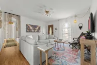 Abuela House with Pool - 4Bed