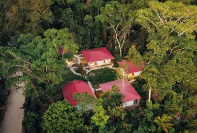 ทากิ ทัมโบ ลอดจ์ โรงแรมใน