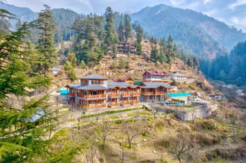 8Fold by Larisa, Jibhi - 3-Star