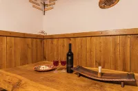 Vineyard Chalet Hansel and Gretel - Happy Rentals - balcón