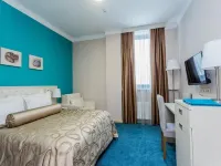 Aqua-Minsk Hotel - Mountain view
