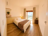 GH Barra da Lagoa Hotels near Lighthouse