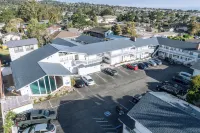 Stargazer Inn and Suites - Motels