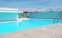 Nemea Appart'Hotel Sunset Nice Arenas - Yüzme Havuzu