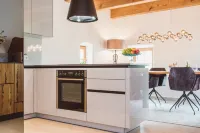 Klochberg R&L APP Sunrise - Gelber Muskateller - Kitchens