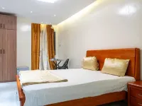 chambre c1 Hotels near Pointe E