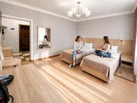 SeaZone Hotel デルベントのホテル
