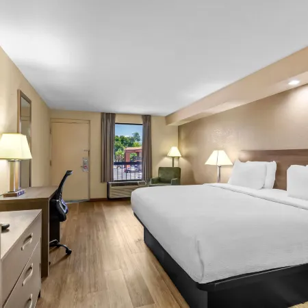 Econo Lodge Panama City St Andrews