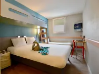 Ibis Budget Cholet Centre - 2-Star