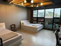 White Windmill Guesthouse - Mountain view