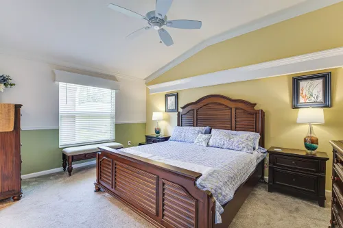 Easy Pool Access & Private Patio! Deluna Villa - WiFi