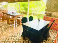 The Ideal Bed & Breakfast - breakfast