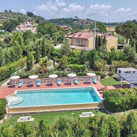 Luxury Villa in Tuscany with Pool Near Pisa and Florence - Eight Bedrooms 14 pl