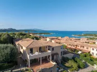 Relax Near the Beach With sea View - 2-Star