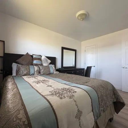 Warm and bright 3 bedroom detached house·Sydney
